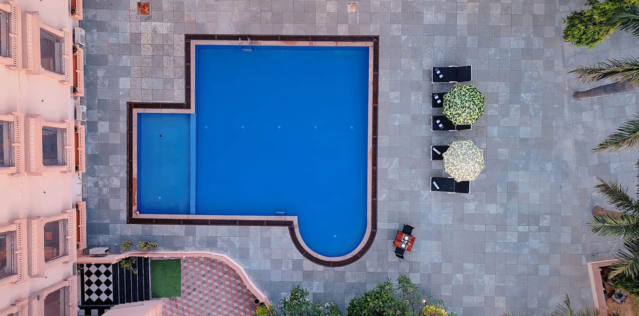 Swimming pool at Ranthambhore National Resort