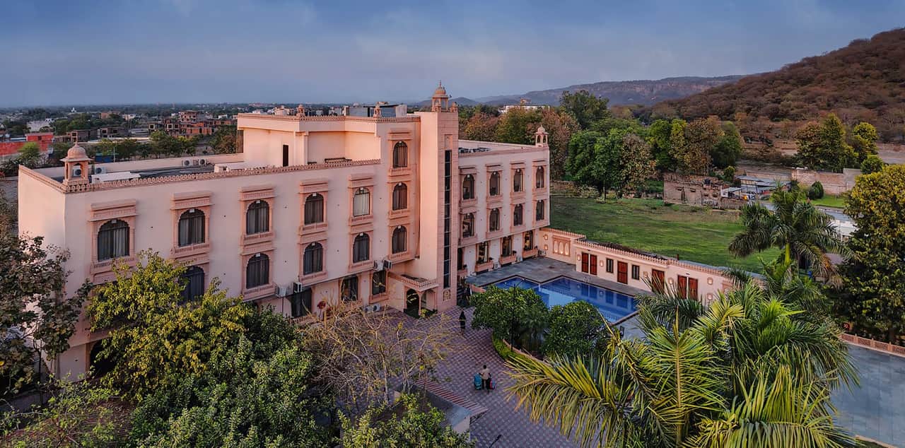 Ranthambhore National Resort at dusk
